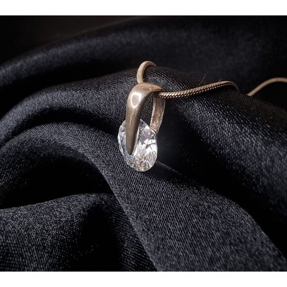 Vintage Sterling Silver Crystal Pendant Necklace With Snake Chain - Picture 4 of 5